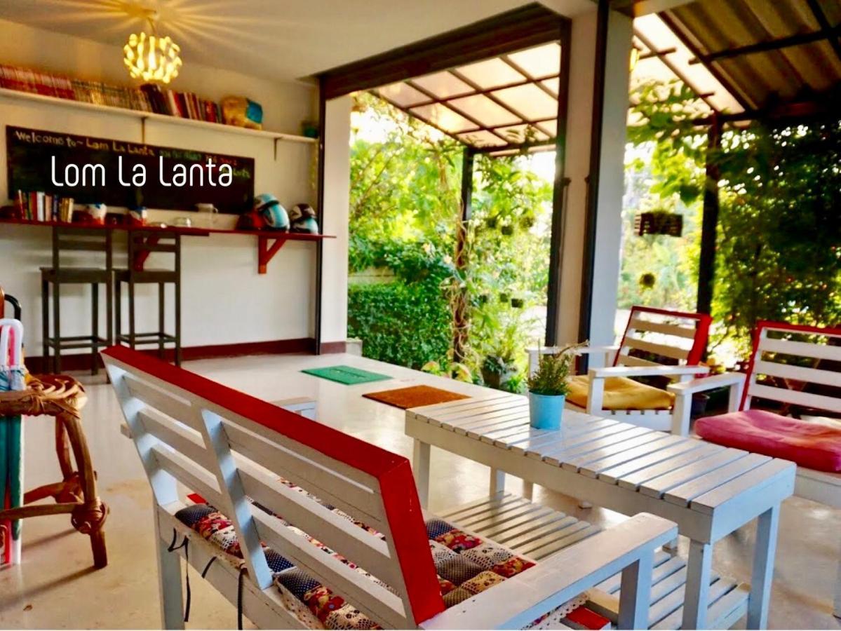 Lom La Lanta Hotel Koh Lanta Exterior photo